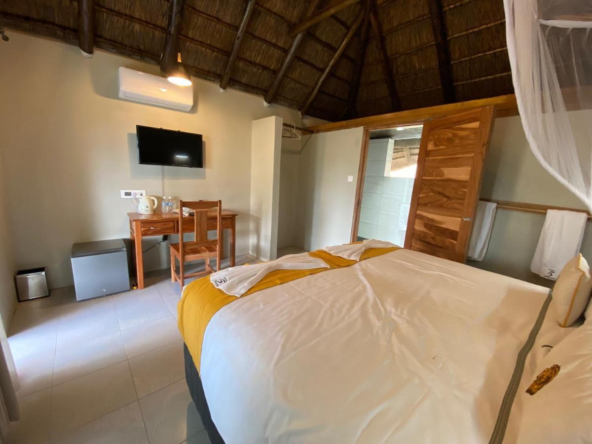 Big 5 Toro Lodge Kasane Dış mekan fotoğraf